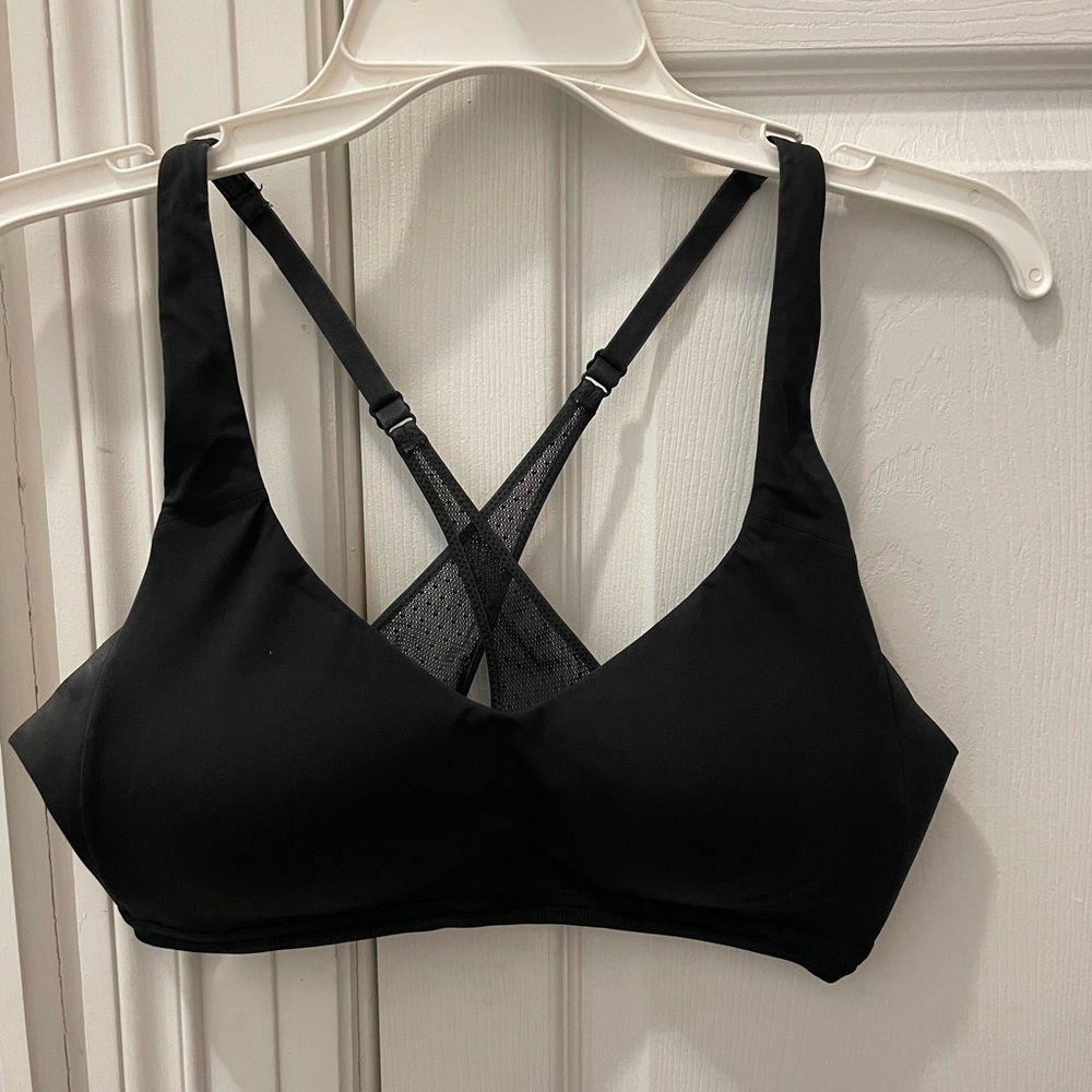 lululemon athletica Black Wireless Crossback Sports Bra 36B